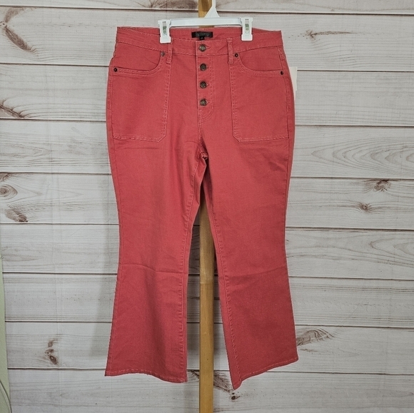 Daily Thread High Rise Cropped Ankle Flare Jeans in Jolie Clay Wash Size 16 NWOT - Picture 2 of 11